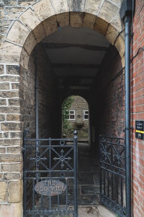 Access through the archway