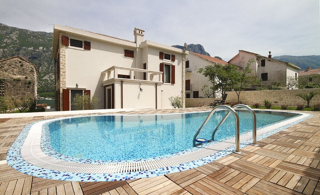 Picture of villa