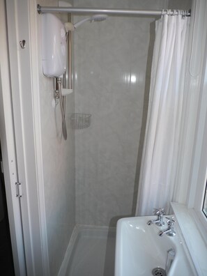 Ensuite Shower