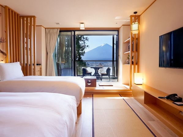 ・ [Mt. Fuji view premium example] Enjoy the spectacular view from your room