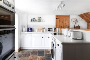 The Kitchen in Wistaria