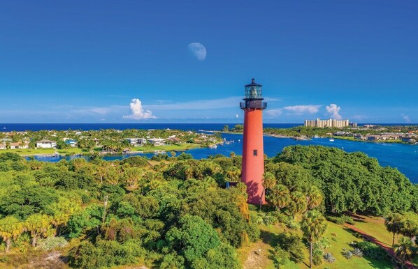 Beautiful Scenic and Historic Jupiter Lightouse and Inlet