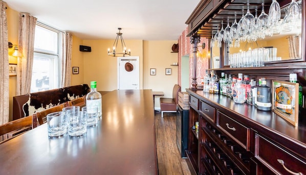 Bar (in der Unterkunft)