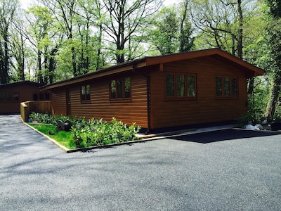 Oak Lodge @ Shellow Lane Lodges