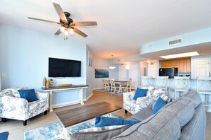 The Palms of Destin 11217 - Open Floor Plan
