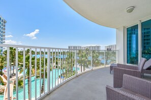 Palms 2415- Balcony