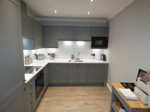 Elvet newly fitted kitchen with quartz work surface