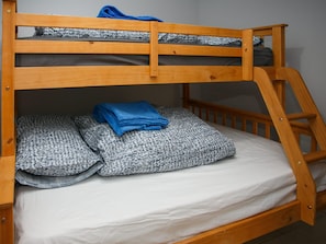 Second Bedroom with Bunk Beds, Double Bunk on Bottom