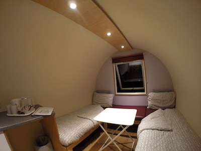 Eco-Pod Plus, York Holiday & Cycle Stop