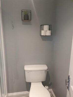 Ensuite shower room