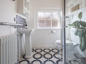 Main shower room