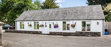 Leny Lodge