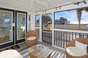 Screened Deck