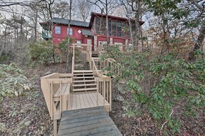 Back Entrance | Keyless Entry