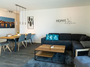 Hafenspitze App.3.36- großes, gemütliches Sofa