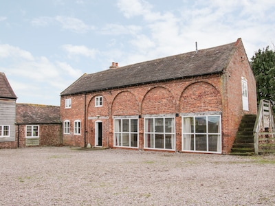 Stockbatch Granary, SHREWSBURY