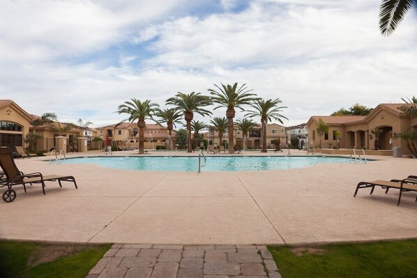 Clubhouse Heated Pools