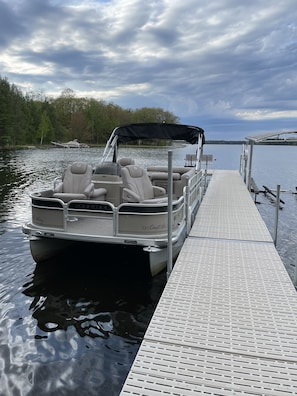 A great lake for pontooning, boating, fishing, waterskiing, and jet skiing.  