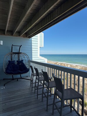 Cozy up on the newly added porch swing! (February 2025)
