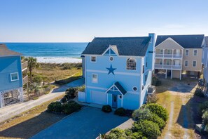 Star Struck is a oceanfront B home steps from the beach