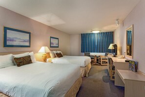 This great unit comes with a flat screen TV, wi-fi, coffee maker and a microwave!