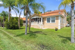 Rear view of the 4 BR, 3.5 BA Manta on the Marina