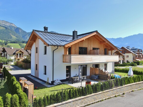 Extérieur maison de vacances [été]