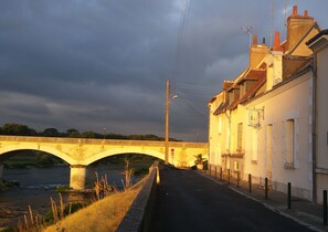 Lever de soleil sur la Porte Bleue