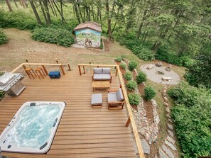 Large Back deck, beautiful Montana mural and your own private fire pit area