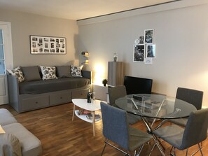 APPARTEMENT LES LOGETTES. 4 PERSONNES . HONFLEUR. ULTRA CENTRE AU CALME
