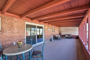 Enclosed Patio | Gas Grill | Fire Pit | Ample Seating