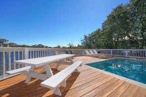 The Great Escape - Luxury Crystal Beach Vacation Rental House with Private Pool and Near Beach in Destin, Florida - Five Star Properties Destin/30A