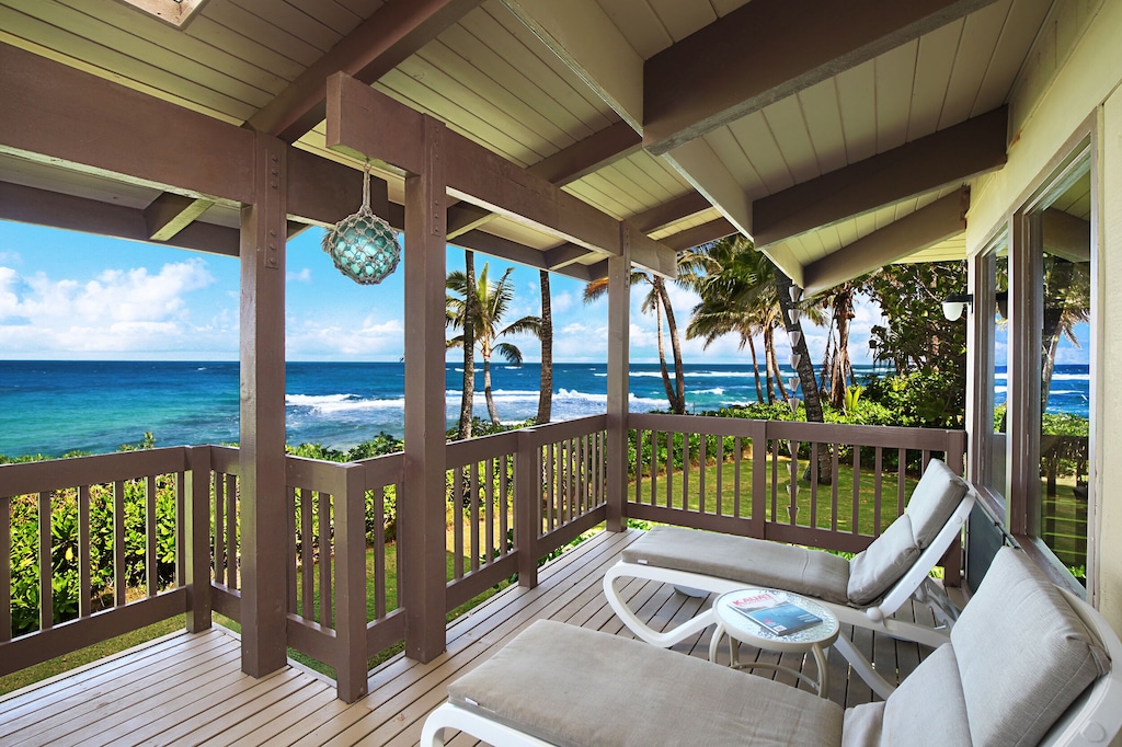 Hale Kahakai: Beachfront home on the Magical North Shore of Kauai