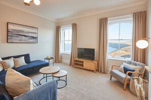 Huntcliff View Apartment, Saltbrn by the sea - Stay North Yorkshire