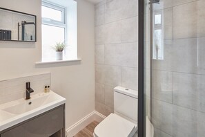 Abbey Hus, Whitby - Host & Stay