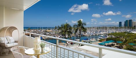 Amazing Ocean Views over Waikiki Yacht Harbor from the Lanai to Relax and Enjoy!