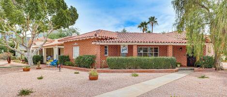 Phoenix Vacation Rental | 3BR | 2BA | 2,000 Sq Ft
