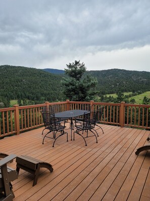 Seating on the deck