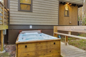 Bain à remous extérieur