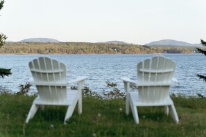 Perfect front row seat to watching lobster boats, seals and the gentle waves. 