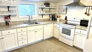 Brand new kitchen!!