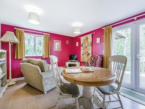 Open plan living space | Beekeeper’s Cabin, Booton, Reepham