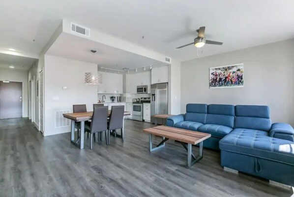 Living Room/Dining Area/Kitchen Area