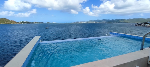 Rooftop Infinity Pool