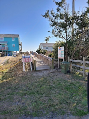 beach access short walk on road. you can watch the beach traffic from our porch