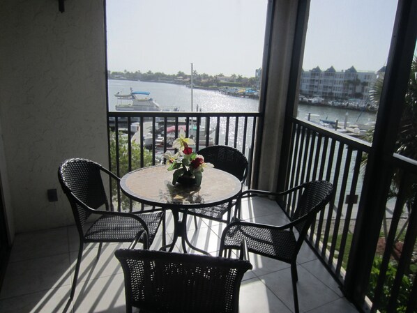 Lanai/Balcony, view of the water