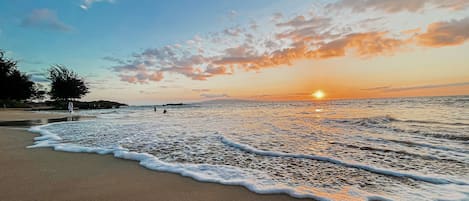 Sunsets on Kamaole beach