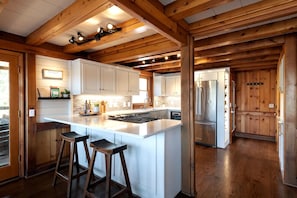 Hygge has a well-stocked Chef's kitchen with Quartz countertops for the Chefs!