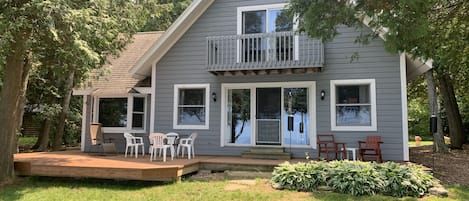 Lakeside front of house from water's edge