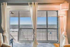 Direct Ocean Views
